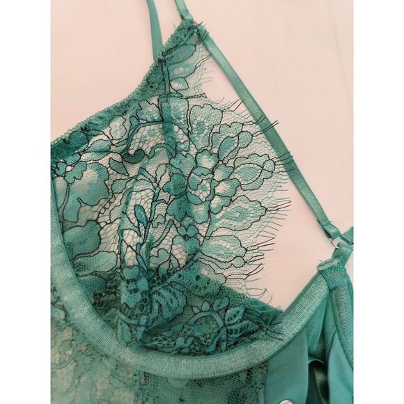 Dreamgirl Green Lace Bustier & Thong Set – Size Small – New with Tags - Picture 7 of 15